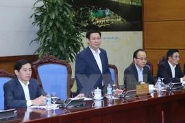 Meeting reviews government’s resolution on business development