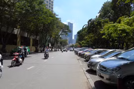 Smart parking app debuts in downtown HCM City