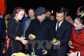 PM visits culture-tourism space in Ha Giang province