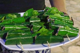 Pork in grapefruit leaves: a Muong delicacy