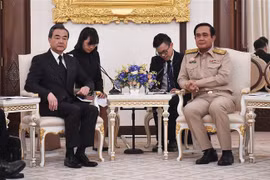 Thailand, China pledge to strengthen ties