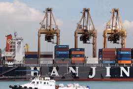 Singapore named best Asian seaport again