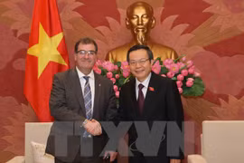 Vietnam, Canada forge legislative ties