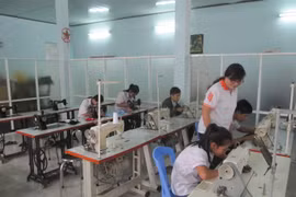 Vietnam focuses on education for kids with disabilities