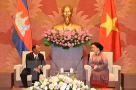 Vietnamese, Cambodian legislature leaders hold talks