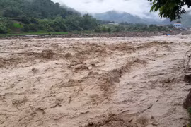 Downpour, floods, landslides ravage northern localities, one dead
