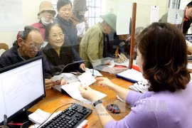 Employers shirk social insurance dues