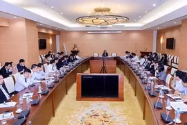 21 Vietnamese banks gather to discuss interest rates