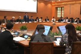 Seminar talks turning Hanoi into smart city 