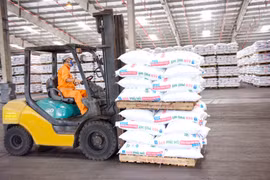 Vietnam exports nearly 1 million tonnes of fertiliser yearly
