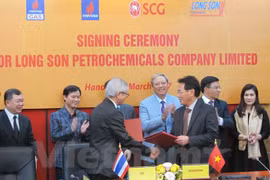 Capital contracts signed for southern petrochemical complex