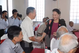 NA Chairwoman meets voters in Can Tho