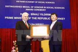 Turkish PM hailed for supporting social science ties with Vietnam