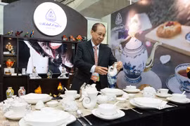Minh Long ceramics on display during APEC 2017 Economic Leaders’ Week