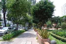 HCM City to open street vendor areas