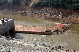 Trung Son hydropower puts second turbine into operation