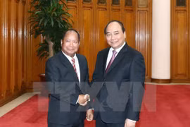PM calls for stronger security ties with Laos 