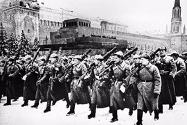 Seminar reviews October Revolution’s significance to socialism 