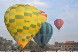 Int’l air balloons festival kicks off in Hue