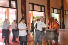 Localities mark Ho Chi Minh’s death anniversary 