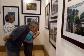 Photo exhibition highlights Hanoi’s past, present architecture