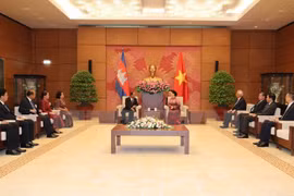Cambodian NA President wraps up official visit to Vietnam