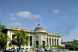 Central bank mulls term deposits for foreigners