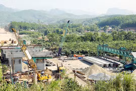 Ha Long-Van Don expressway expected to be operational in December