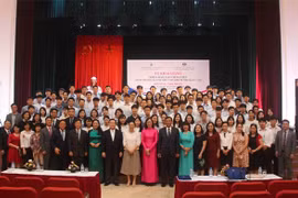 Vietnamese language, culture course opens for Korean students