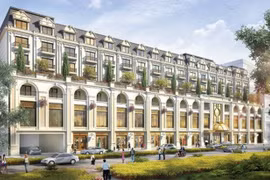 Hanoi builds six-star hotel by Hoan Kiem Lake