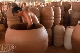 350 booths showcased at Vietnam Craft Village Fair 2017