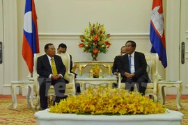 Cambodia, Laos enhance bilateral relations