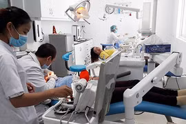 Quang Nam struggles to hire doctors