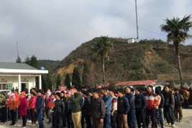 Vietnam, China localities step up cross-border labour management 