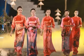 Hue craft festival honours artisans, craft villages