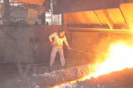 Industrial production index grows slightly in first quarter 