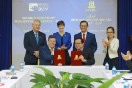 At signing ceremony of the Memorandum of Understanding (MOU) between the British University Vietnam (BUV) and the Centre for Foreign Affairs and Languages Training (CEFALT) of Vietnam’s Ministry of Foreign Affairs. 