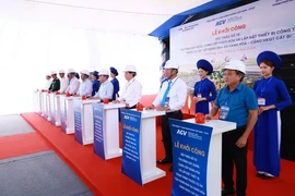 At the ground-breaking ceremony of the new cargo terminal at the Cat Bi International Airport. (Photo: ACV)
