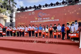 Tet gifts sent to children affected by COVID-19