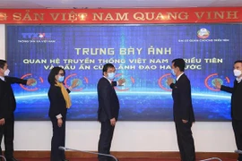 Online photo exhibition on Vietnam-DPRK relations opens