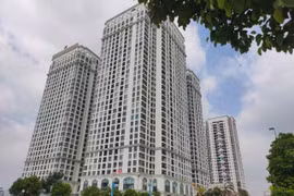 Tax authorities ask for estate transactions through banks