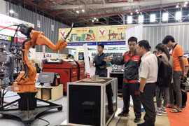 Int’l exhibition on industrial products, technology opens in HCM City