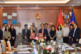 Education ministry, USAID sign first MOU to improve Vietnam's higher education
