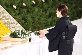 President visits, offers condolences to widow of late PM Abe Shinzo