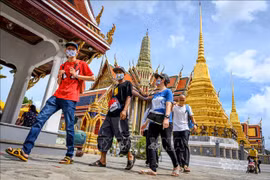 Thailand to drop mask rule, foreign tourist registration