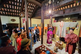 Thua Thien-Hue: Nguyen dynasty’s clothing on display 