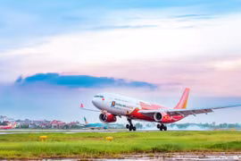 Vietjet offers hundreds of thousands of 50% off tickets to celebrate "Single Day" 11/11