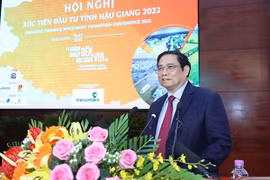 PM attends investment promotion conference in Hau Giang