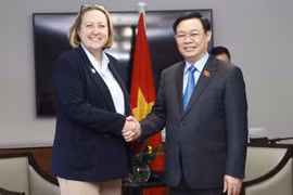 NA Chairman vows favourable conditions for Vietnam-UK trade ties