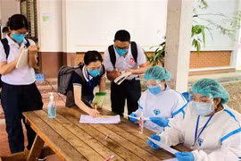 Laos again records 4-digit increase in new COVID-19 cases